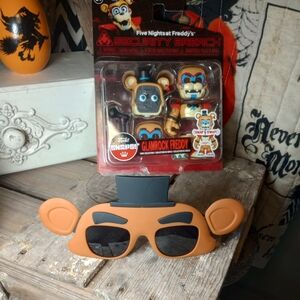 Funko FNAF Snap Five Nights at Freddy's Glamrock Freddy New Damage Package Mask